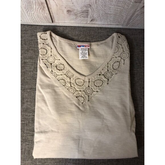 American Sweetheart Womens Shirt Size Medium Beige Lace Short Sleeves Summer - Picture 3 of 5